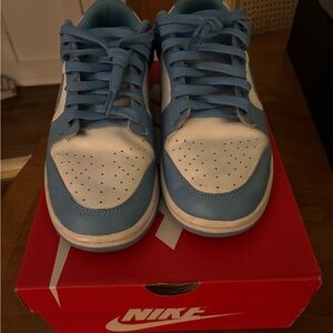 Nike Dunks Carolina Blue Edition